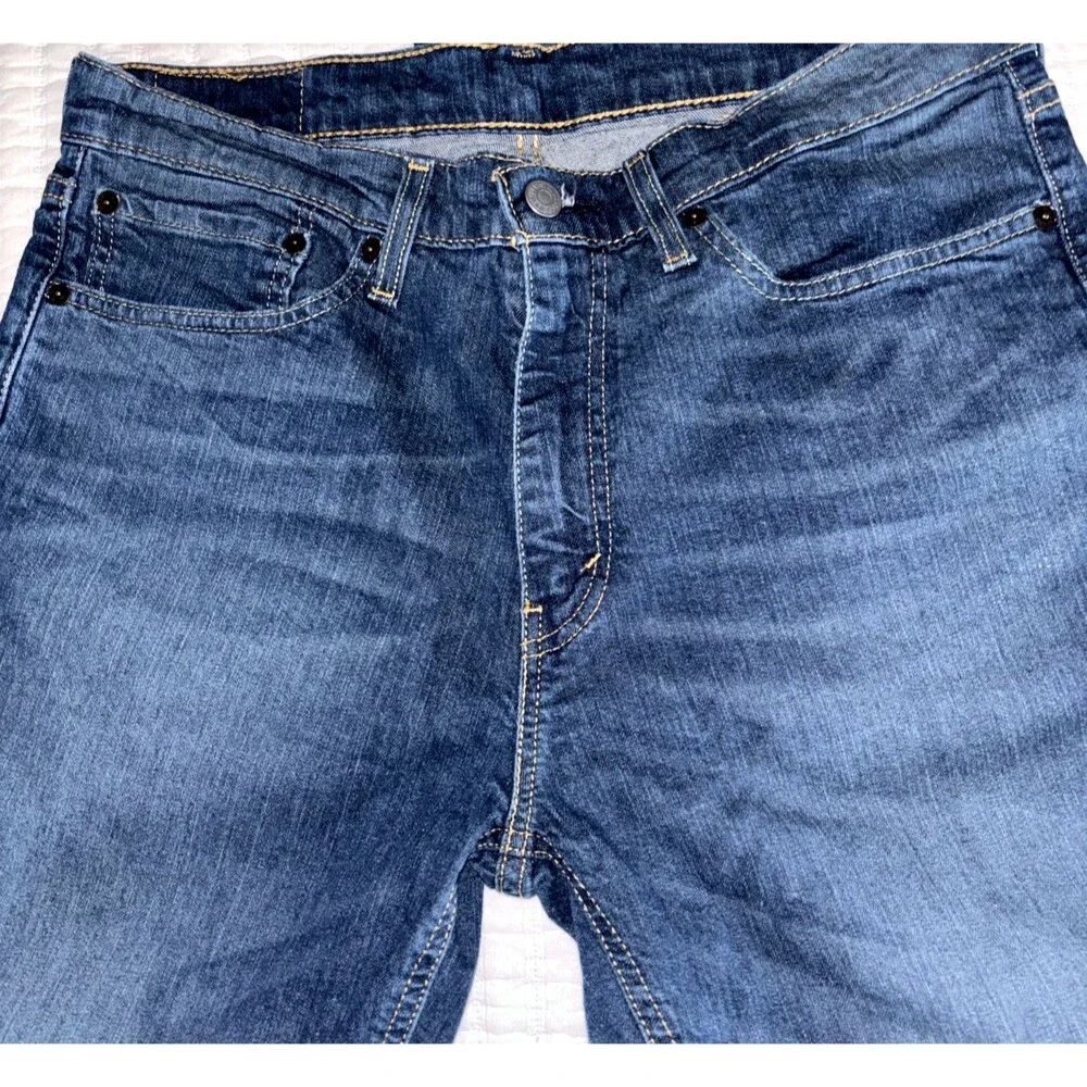 Levi's 541 Jeans Men's Size 34x34 Medium Wash Denim Stretch Athletic Taper Fit - Picture 3 of 7